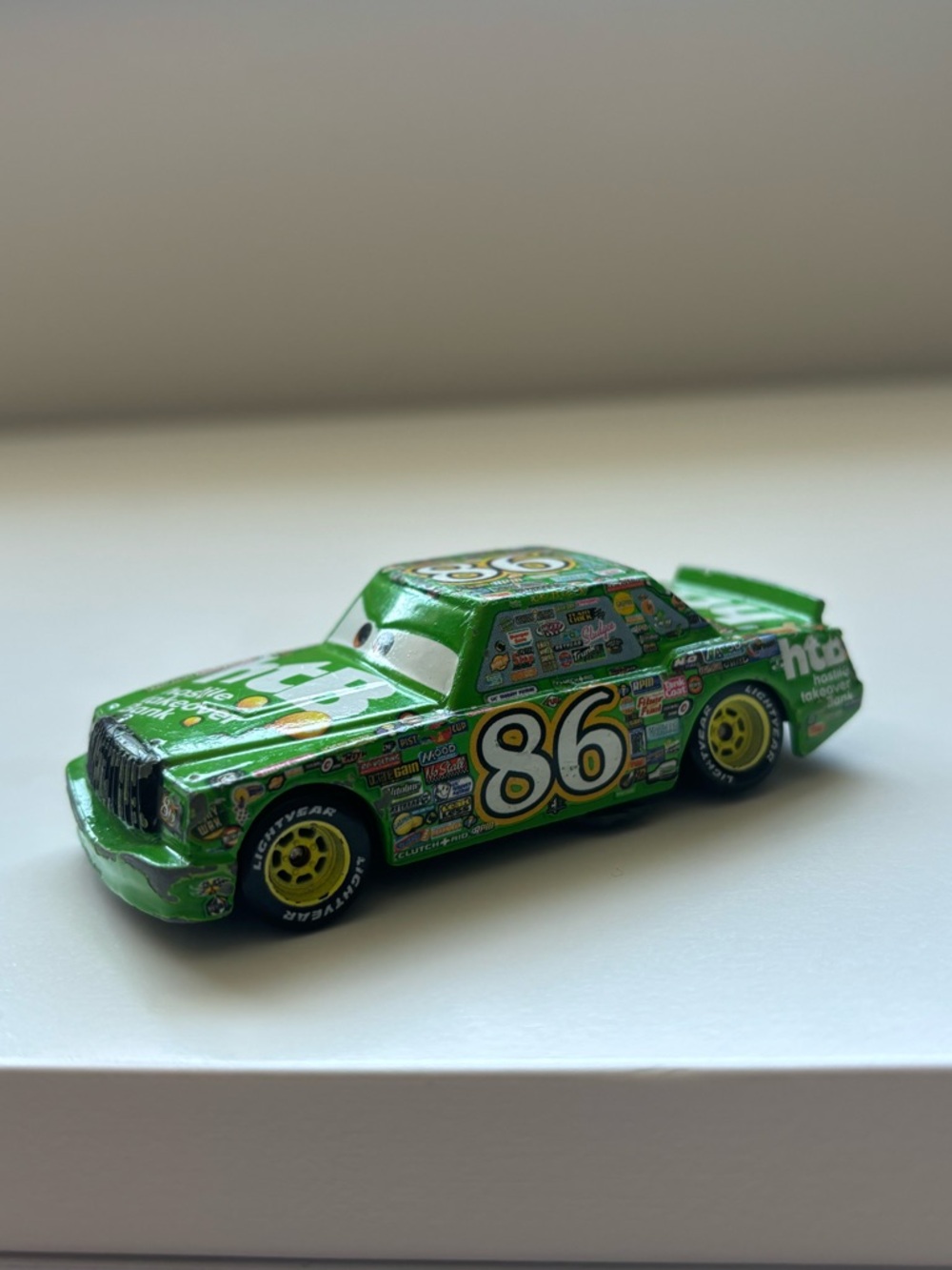 Disney Pixar CARS “chick hick” - Picture 2 of 4